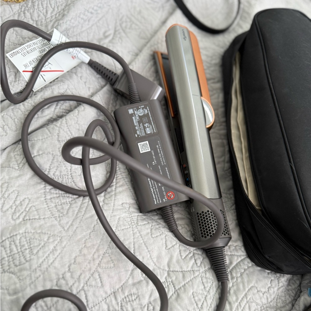 Dyson Airstrait Hair Straightener in Nickel and Copper - Picture 3 of 7